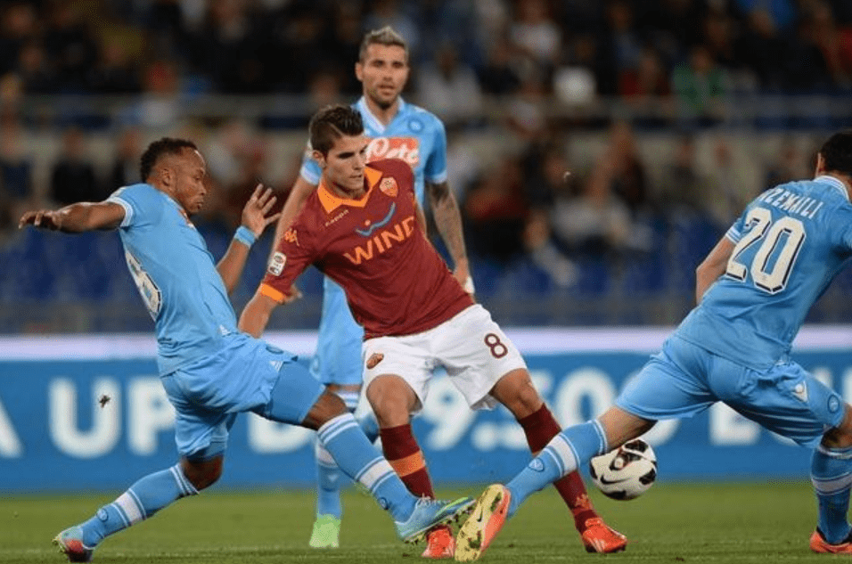 关于国王杯倒计时，那不勒斯赛后防线松动，细节引发关注，赛场秩序良好，更衣室氛围转暖的信息-九游入口